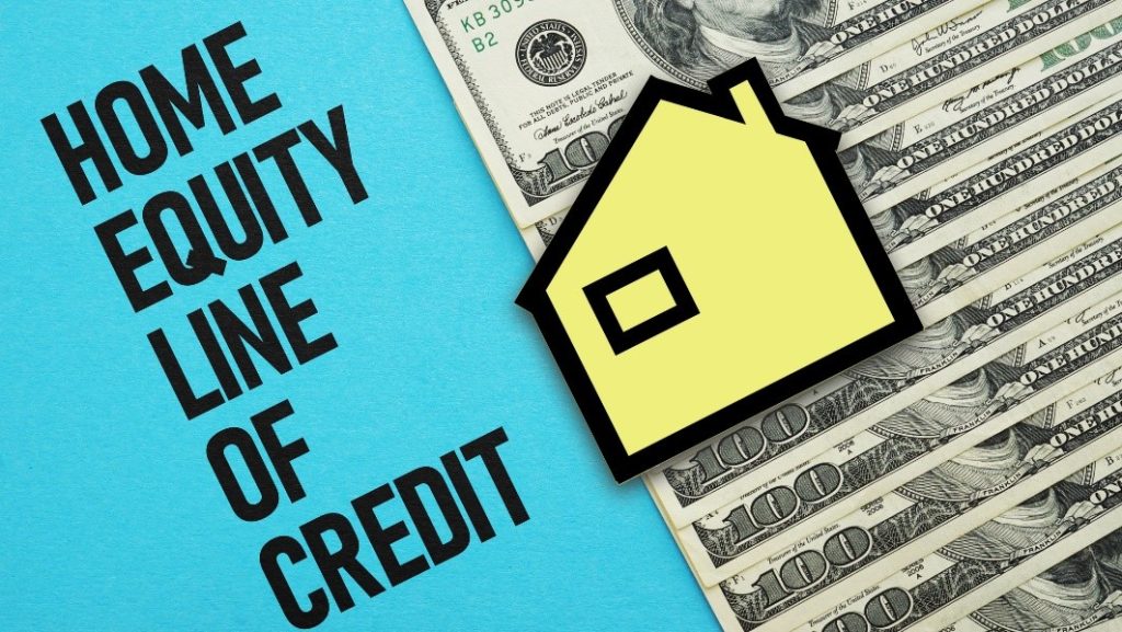 HELOC Graphic | Using Home Equity for Renovations | Heartland Credit Union